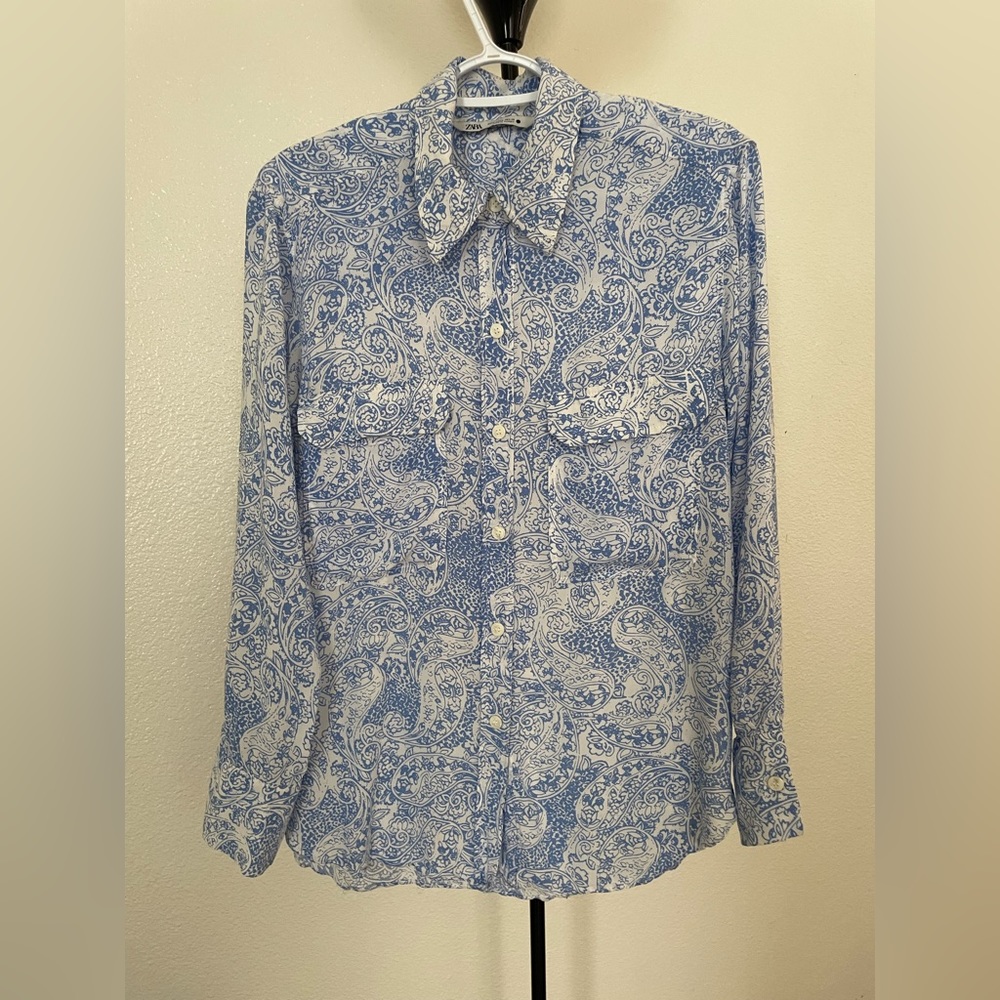 Zara Long Sleeve White Blue Blouse Paisley Print Size Large